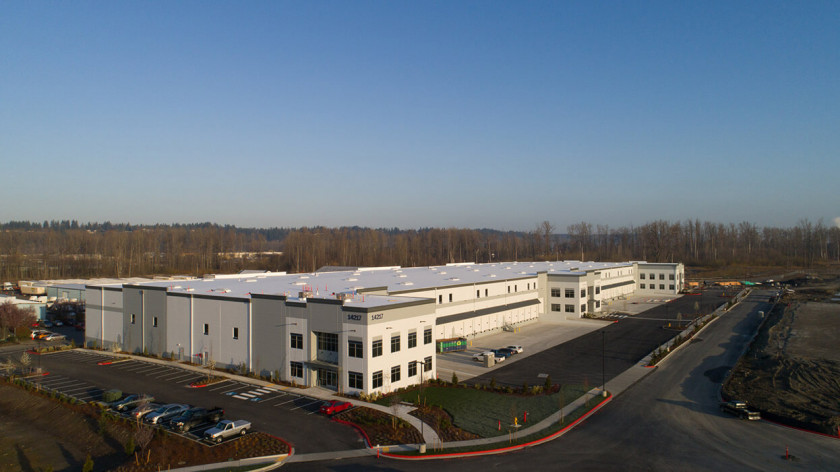SeaPORT Logistics Center image: Seaport (1)
