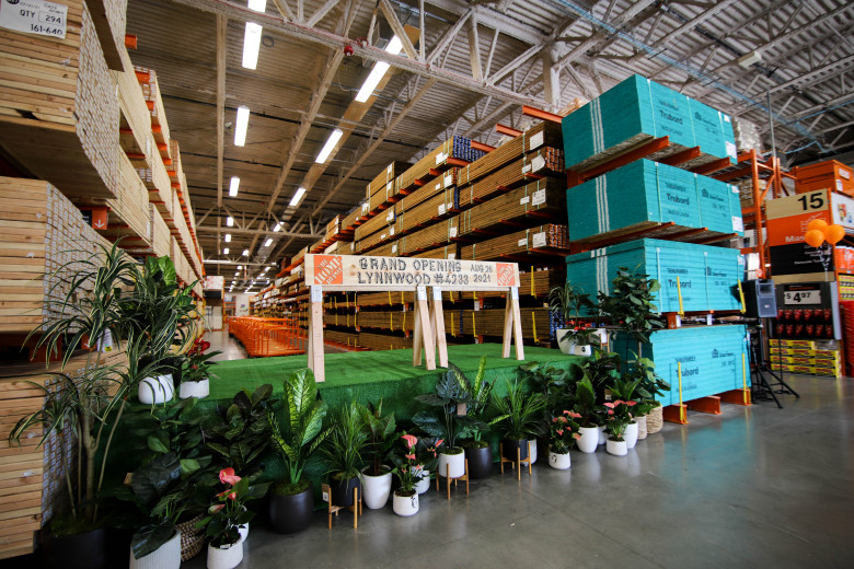 The Home Depot image: Home Depot Lynnwood (3)