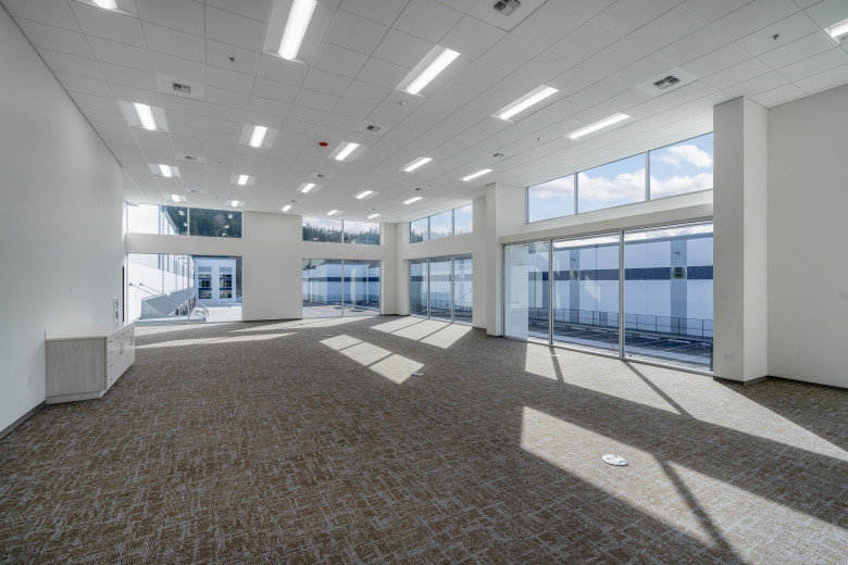Odom Corporation image: Seaport Odom (3)